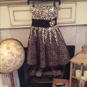 Short Formal/Party Dress